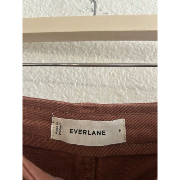 Everlane The Utility Short Carob Brown 6 - Picture 4 of 7